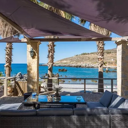 Proto Helidoni - A Cozy Beachfront *